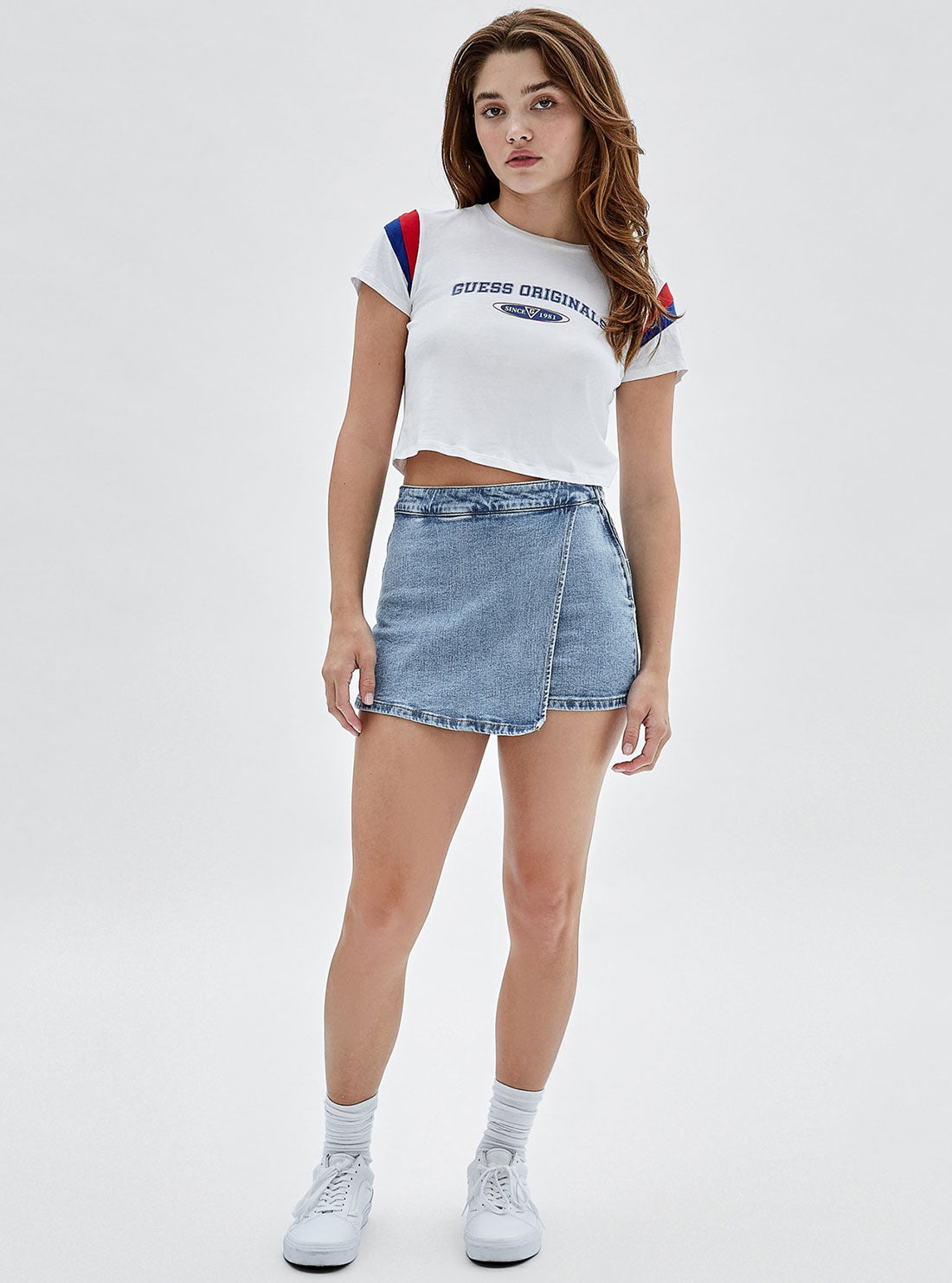 Guess Originals White Natashia Crop Baby T-Shirt Guess Originals White Natashia Crop Baby T-Shirt
