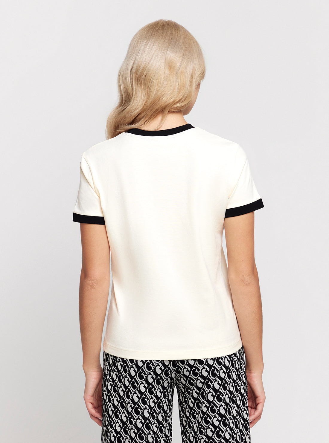 White Caryl Short Sleeve T-Shirt White Caryl Short Sleeve T-Shirt